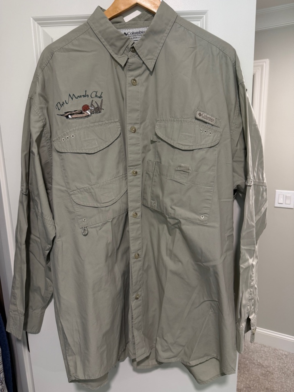 Columbia Men’s Lightweight Button-Up Shirt — Sage/Olive